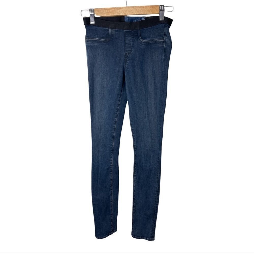 𝅺helmut Lang pull on jeans size 24